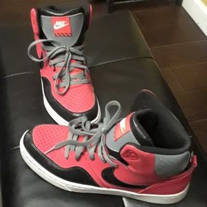 NIKE Court Tranxition Hightops